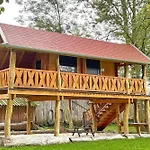 Blockhaus Baum 3